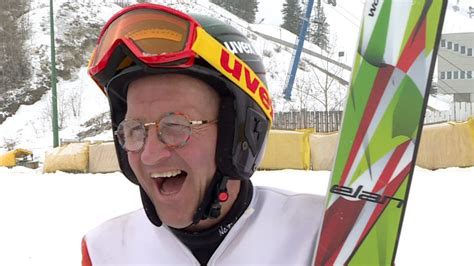 Eddie the Eagle een hilarische komedie over volharding en de onconventionele zoektocht naar olympische glorie!